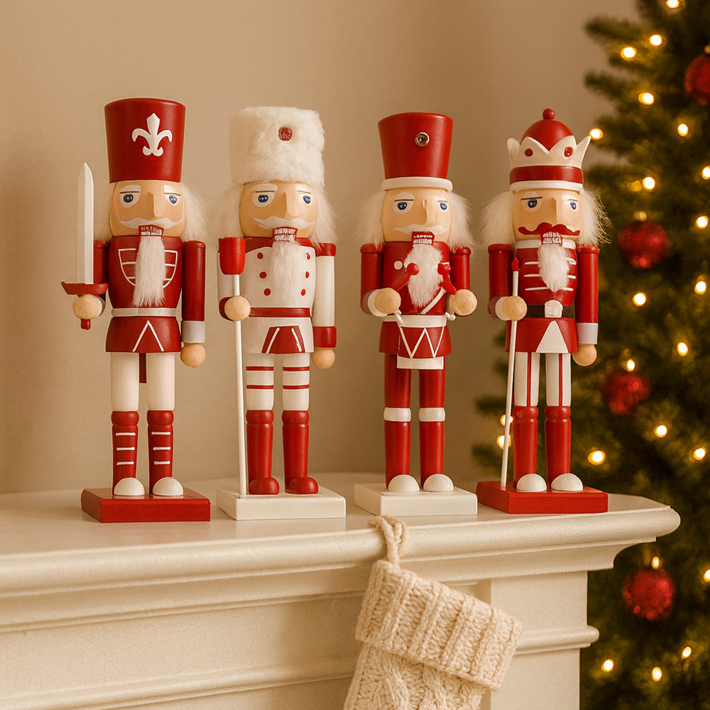 Nussknacker-Figuren aus Holz – 24 cm, Set mit 4 Figuren –