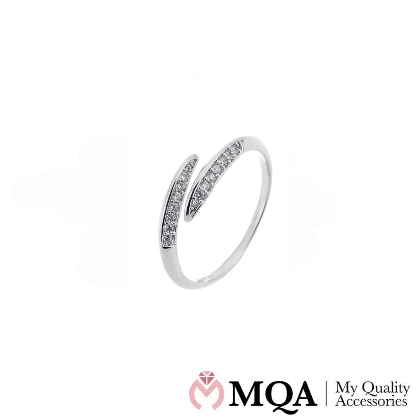 Ring, silberfarben mit kleinen Steinchen