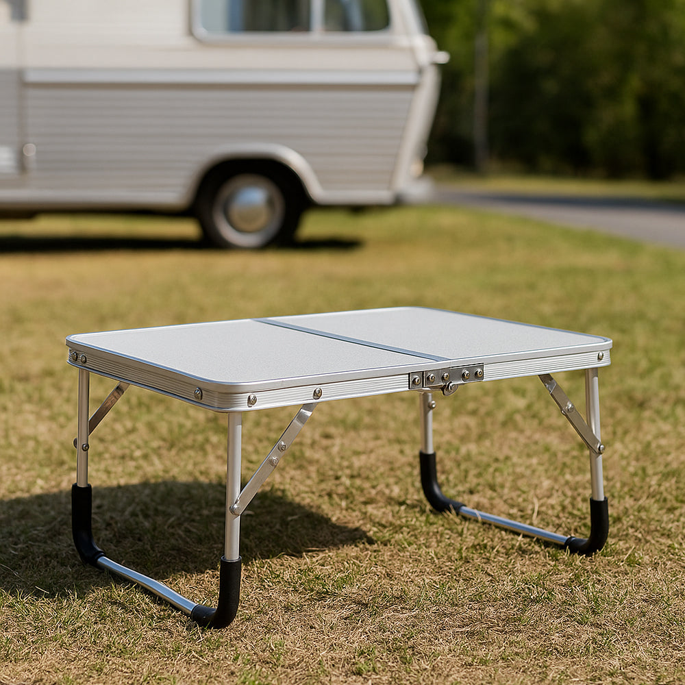 Klappbarer leichter Campingtisch aus Aluminium