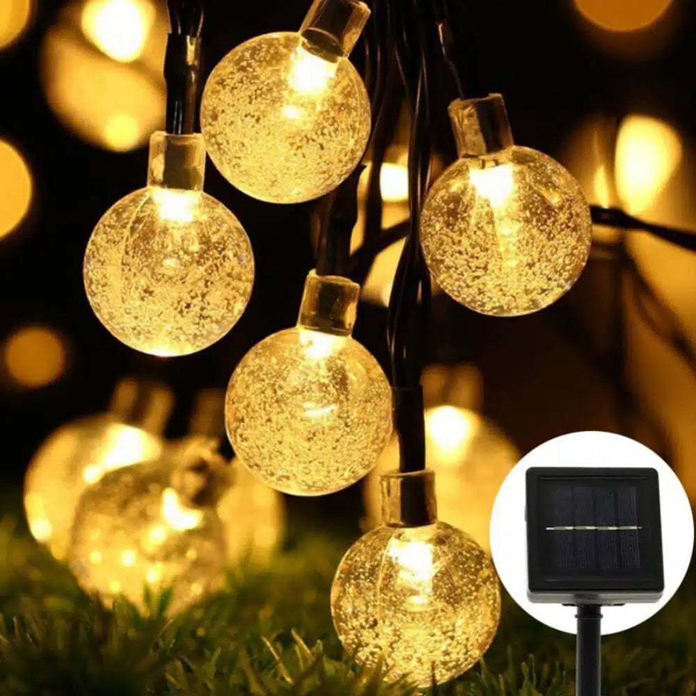 Lichterkette mit 30 Kugeln – Aufladung über Solarzellenpanel