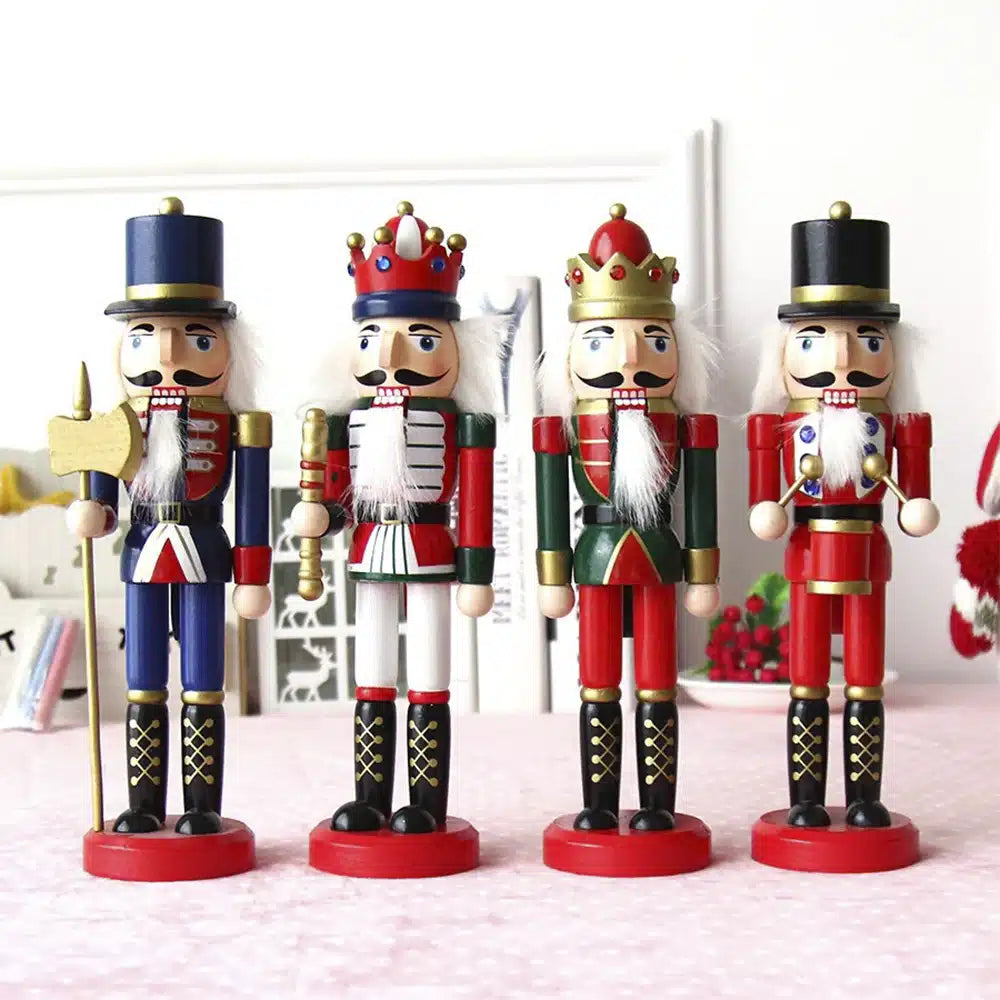 Nussknacker-Figuren aus Holz - 24 cm, Set mit 3 charmanten Figuren