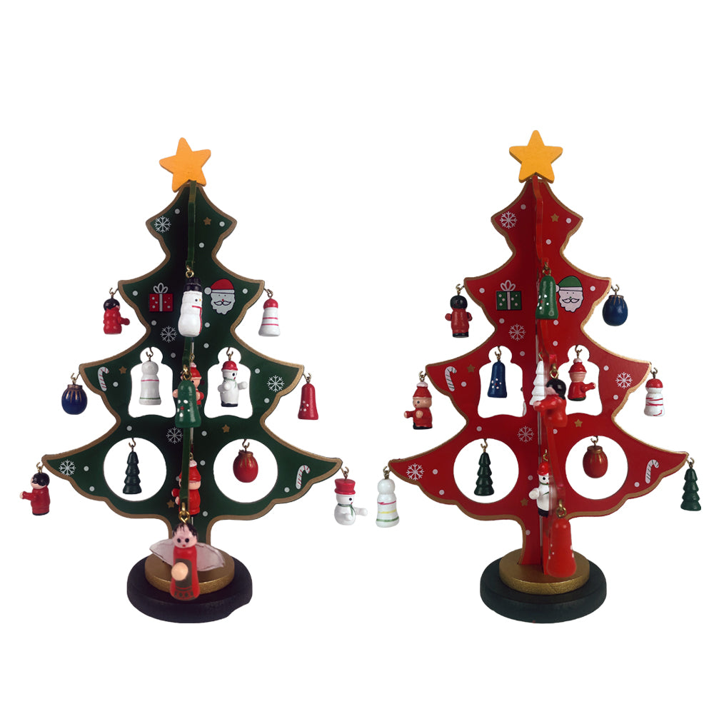 Weihnachtsbäume aus Holz – jeder mit 20 handbemalten Figuren, rot oder grün