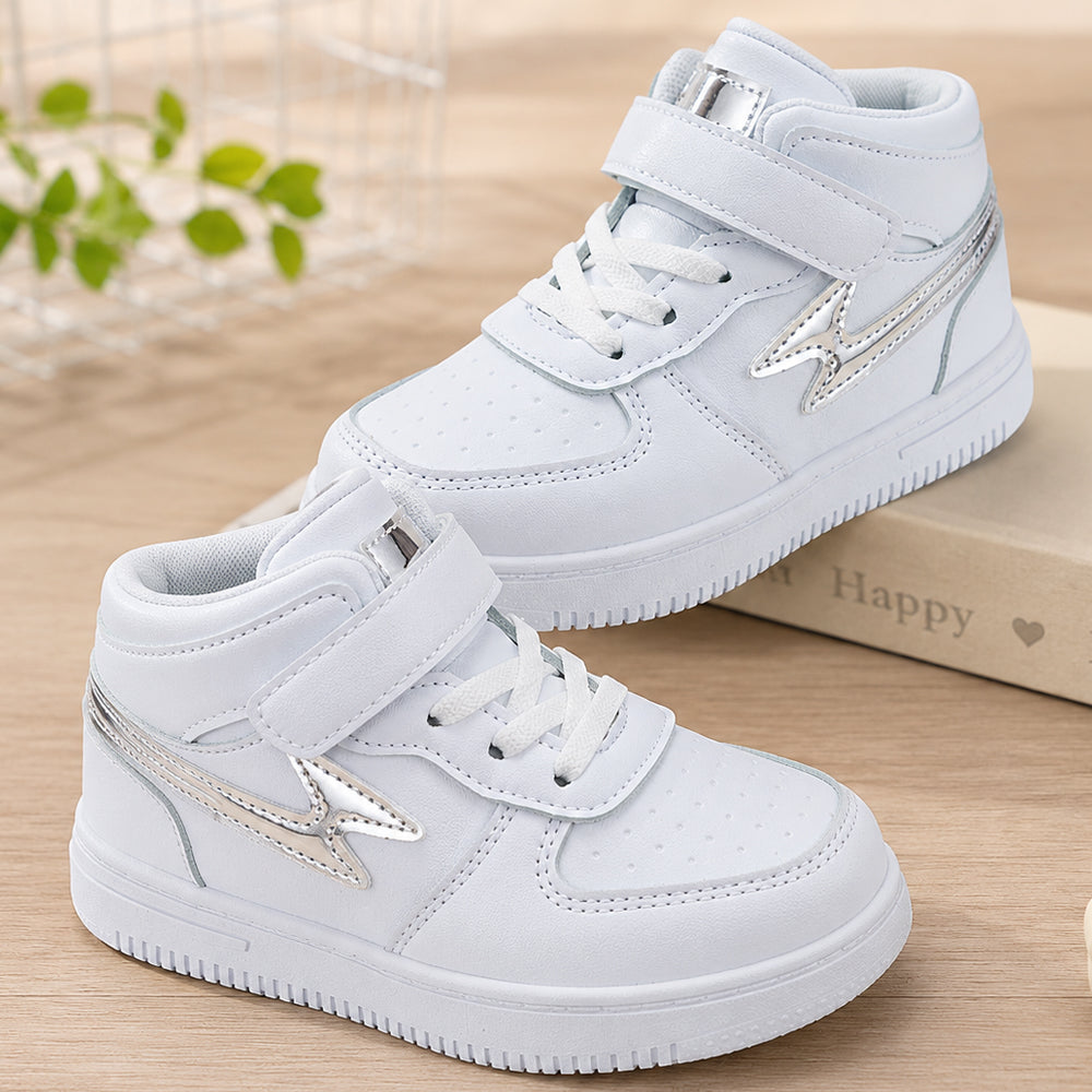 Bequeme & modische Kinderstiefel mit silberfarbenen Details