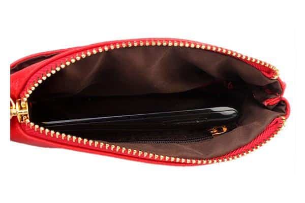Modische Clutch aus echtem Leder