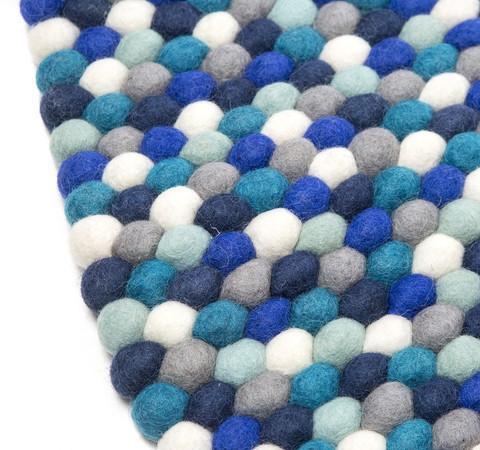 Kugelteppich handgefertigt aus 100 % reiner Wolle – Blau
