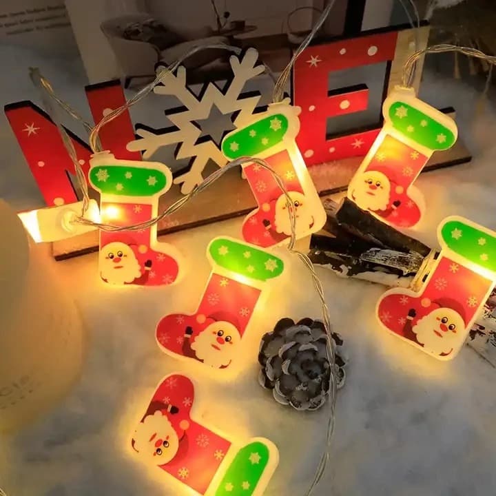 Lichterkette 2 Meter mit 10 Weihnachtssocken - Batteriebetrieben -