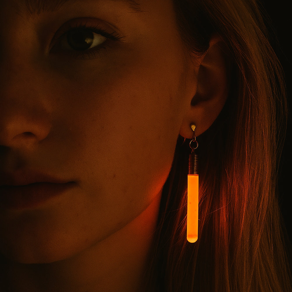 Glow-in-the-dark Ohrringe – Dreh das Licht und die Party auf!