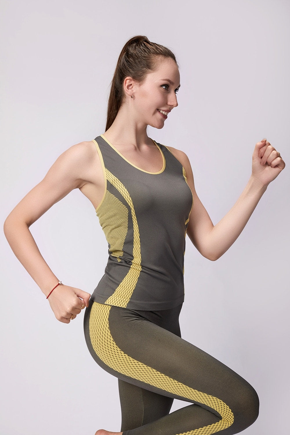 Yoga-/Trainingsset (in mehreren Farben erhältlich)