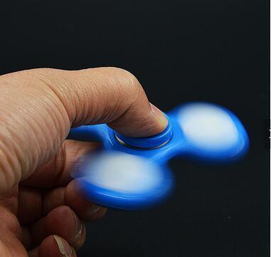 Fidget Spinner mit LED-Licht