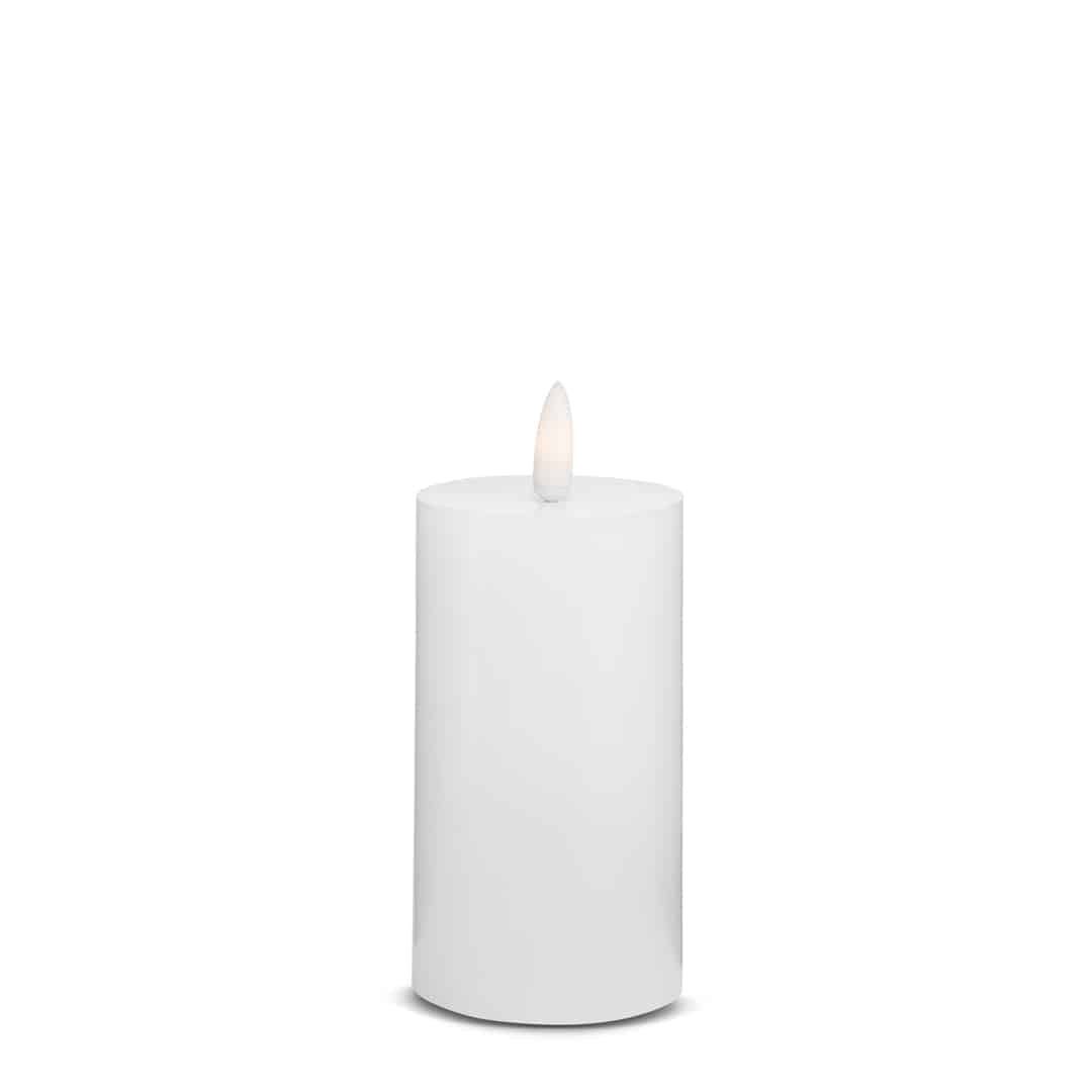 LED Kerze (1 Stück) mit realistischer 3D Flamme 5 x 12,5 cm