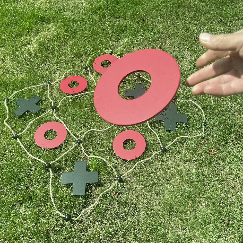 Gartenspiel – Tic-Tac-Toe