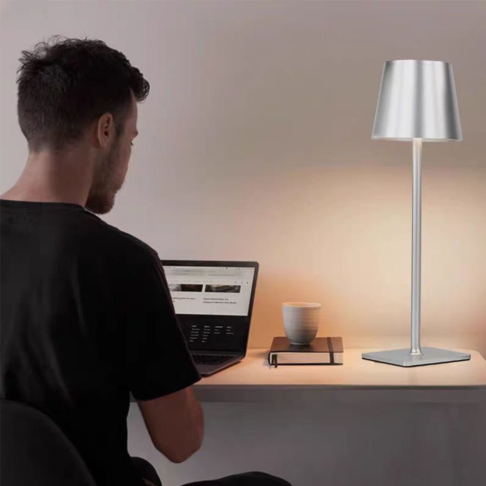 LED-Tischlampe mit Touch & wiederaufladbarer Funktion