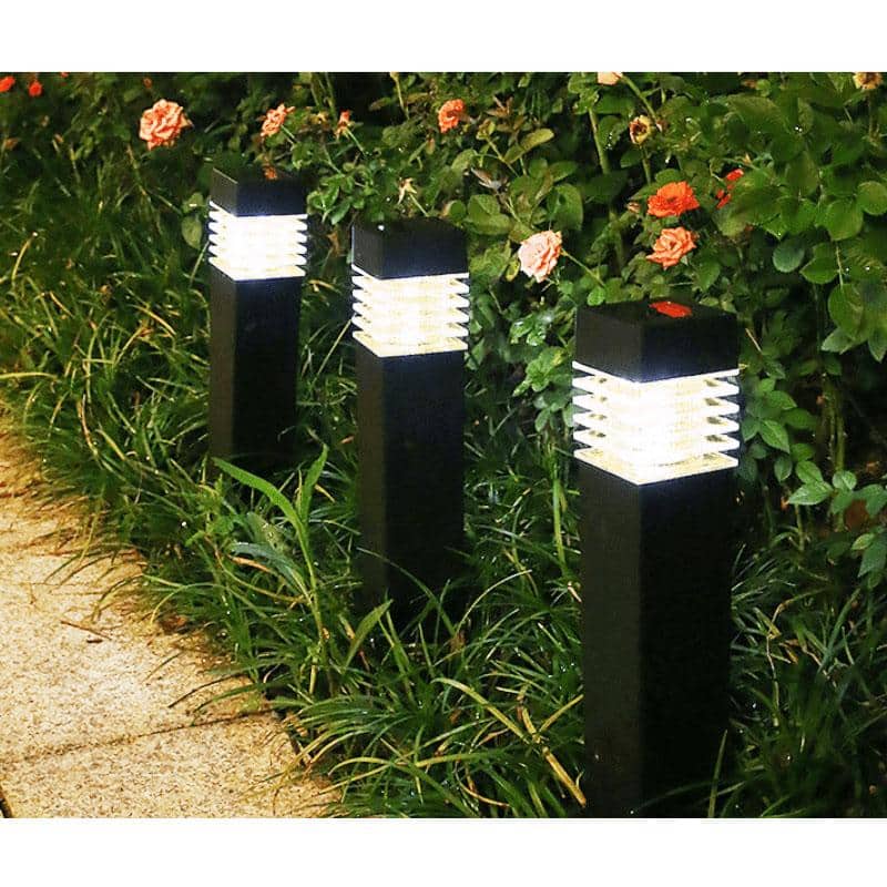 Solarlampe mit Erdspieß für den Garten