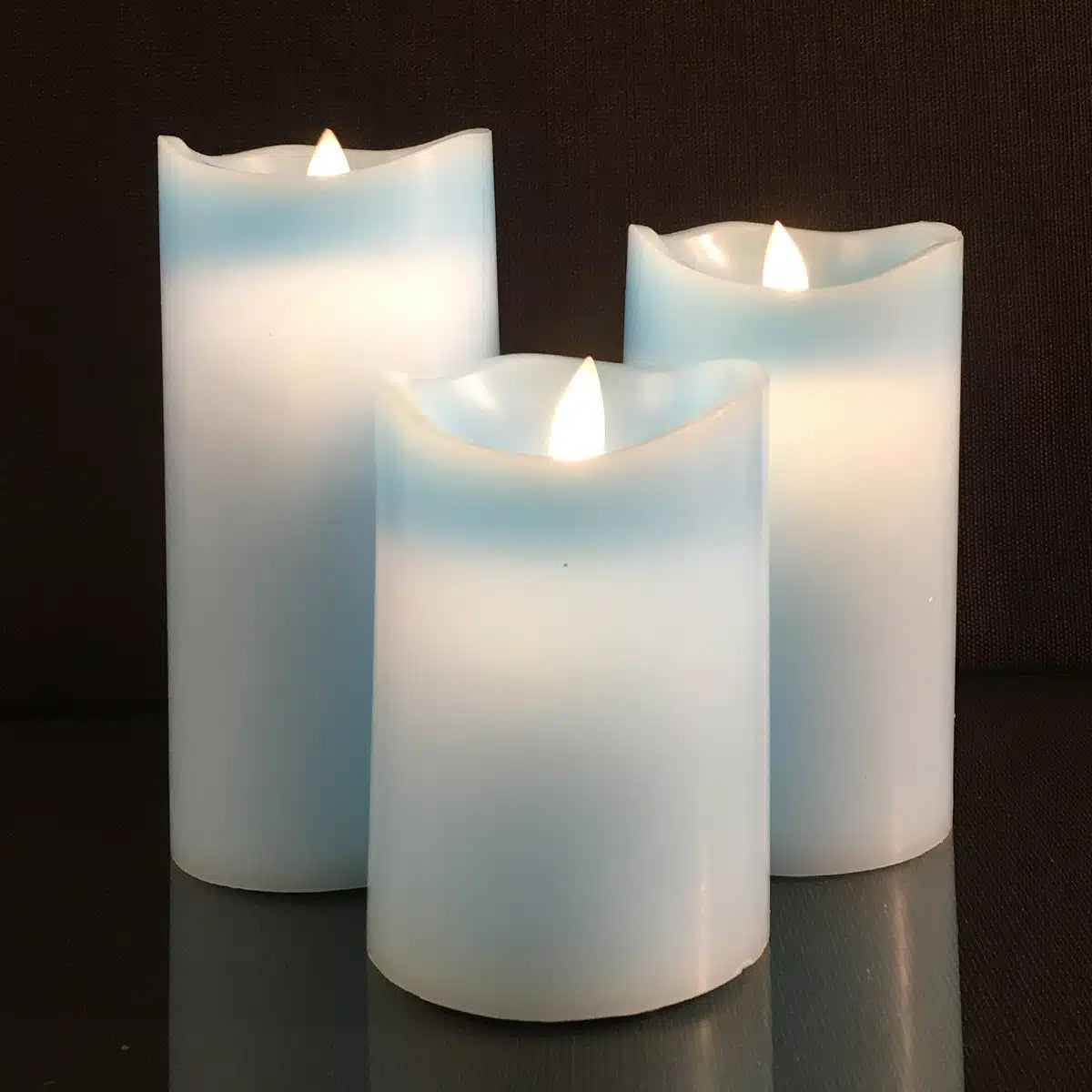 LED-Blockkerzen - 3 Stück - 12/15/17 cm - mit 3D-Flamme - (Mehrere Farben)