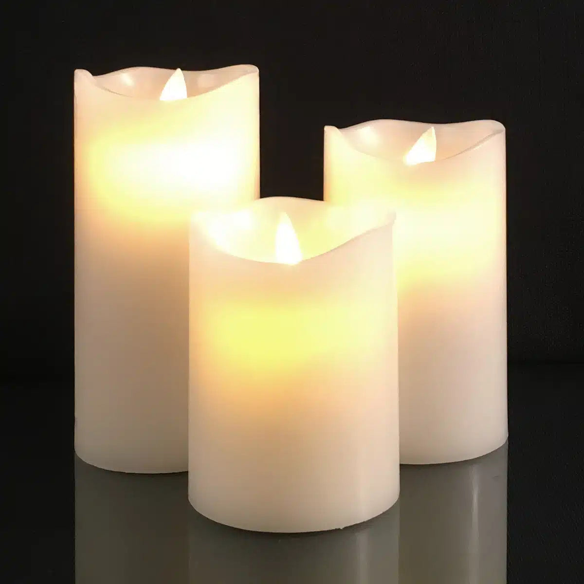 LED-Blockkerzen - 3 Stück - 12/15/17 cm - mit 3D-Flamme - (Mehrere Farben)
