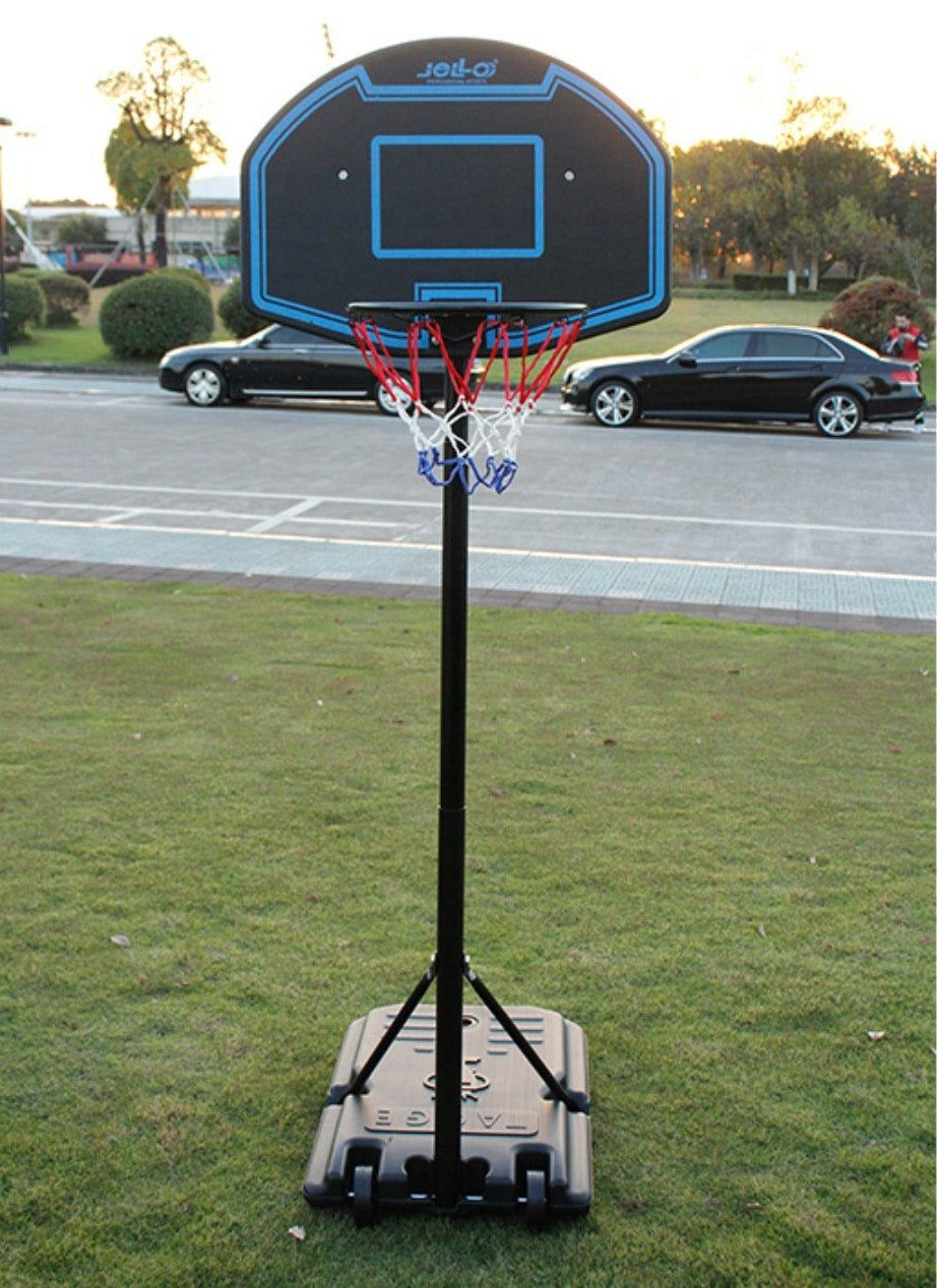 Basketballkorb auf Ständer Ø 34 cm.