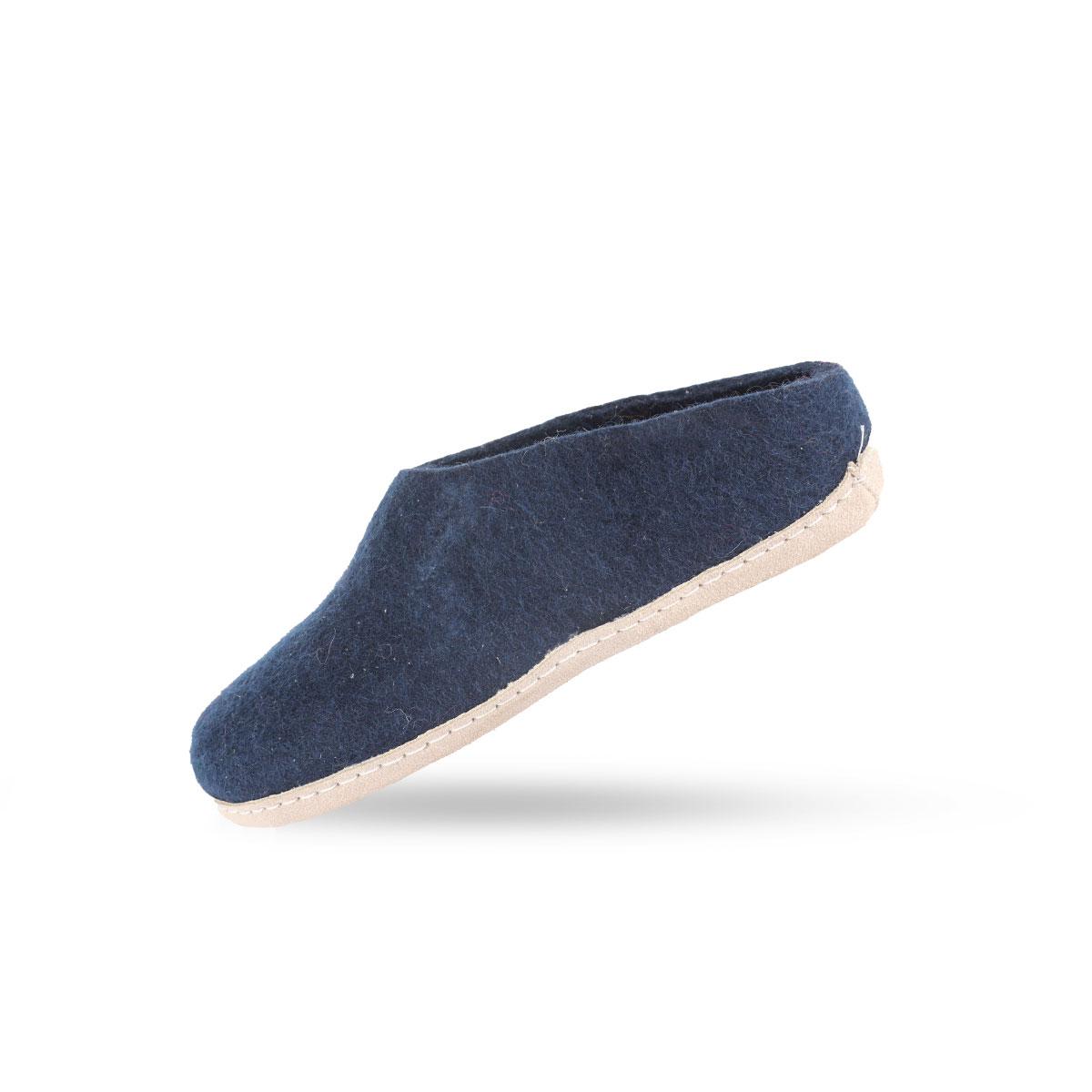 Wollpantoffel (100% reine Wolle) - Modell Blau mit Sohle aus Leder