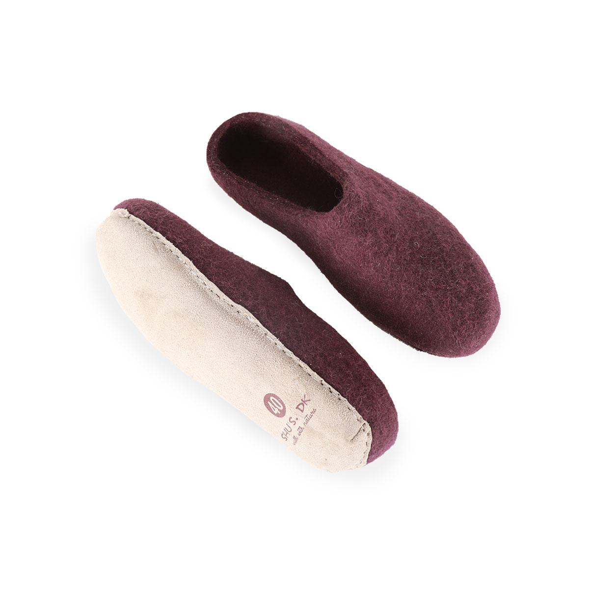 Wollpantoffel (100% reine Wolle) - Modell Lila mit Sohle aus Leder